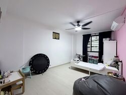 Blk 306 Tampines Street 32 (Tampines), HDB 5 Rooms #573941981